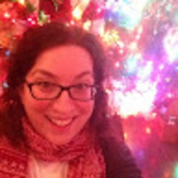 Meet your Posher, Lisa - Picture 1 of 1